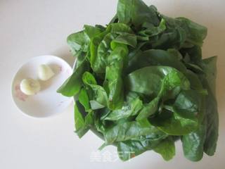 蒜蓉炒木耳菜的做法步骤：1