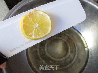 #ACA第四届烘焙大赛#造色情怀 红丝绒甜甜圈蛋糕的做法步骤:6