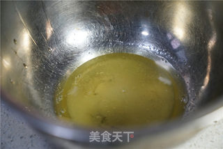 #ACA第四届烘焙大赛#造色情怀 杏仁巧克力蛋糕卷的做法步骤：2