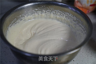 #ACA第四届烘焙大赛#造色情怀 杏仁巧克力蛋糕卷的做法步骤：5
