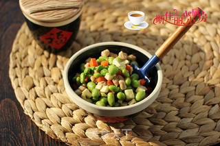 毛豆茭白炒肉丁的做法步骤:9