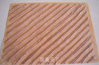 #ACA第四届烘焙大赛# 造色情怀 桑葚慕斯蛋糕的做法步骤:5