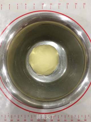 #ACA第四届烘焙大赛#造色情怀 小熊豆沙面包的做法步骤:5