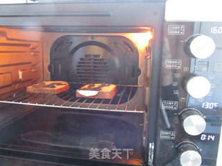 #ACA第四届烘焙大赛#造色情怀 萌兔吐司片的做法步骤:4