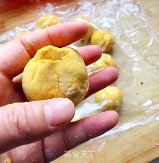 #ACA第四届烘焙大赛#造色情怀 南瓜红豆包的做法步骤:19