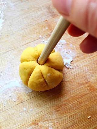 #ACA第四届烘焙大赛#造色情怀 南瓜红豆包的做法步骤:23
