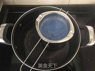 #ACA第四届烘焙大赛#造色情怀 京剧脸谱慕斯蛋糕的做法步骤:13