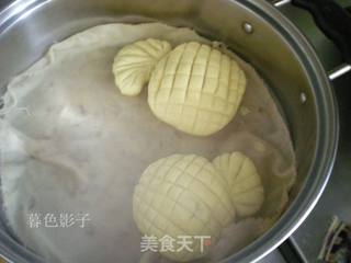 #第四届烘焙大赛既是爱吃节#造色情怀 黄金包的做法步骤:10