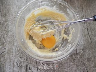 #ACA第四届烘焙大赛#造色情怀 花朵椰蓉南瓜酥的做法步骤:3