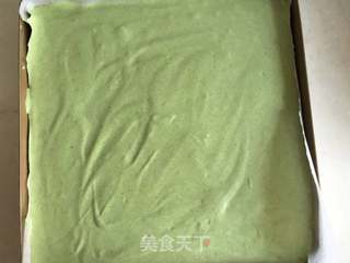 #ACA第四届烘焙大赛#造色情怀 菠菜泥蛋糕卷的做法步骤:17