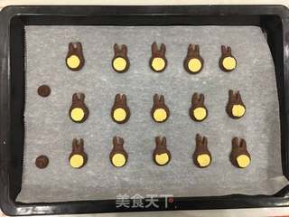 #ACA第四届烘焙大赛#造色情怀 龙猫泡芙的做法步骤:15