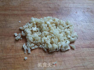 剁椒蒜蓉娃娃菜的做法步骤:2