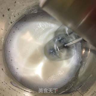 #ACA第四届烘焙大赛#造色情怀 粉色小汽车蛋糕的做法步骤:6