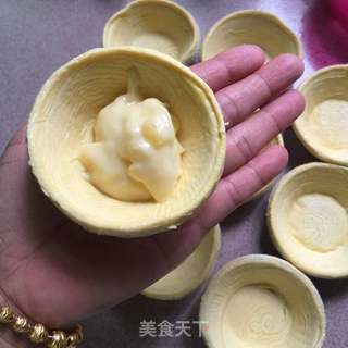 #ACA第四届烘焙大赛#造色情怀 卡仕达酱酥挞的做法步骤:4