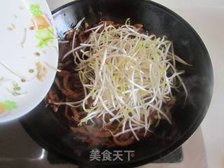 豆豉千叶豆腐丝炒豆芽的做法步骤:4