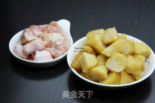 鸡腿焖粽子的做法步骤:3
