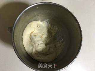 #ACA第四届烘焙大赛#造色情怀 淡奶油古早面包的做法步骤:2