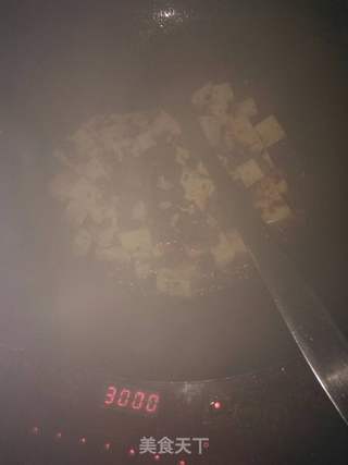 『湘味』腊豆烧豆腐的做法步骤:4