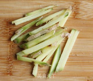 #ACA第四届烘焙大赛#造色情怀 蒜香黄油烤小龙虾的做法步骤:2