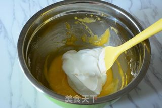 #ACA第四届烘焙大赛#造色情怀 巧克力花蛋糕的做法步骤:4