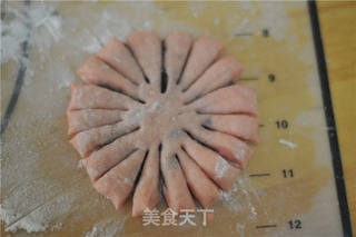 #ACA第四届烘焙大赛#造色情怀 苋菜汁桃花包的做法步骤:11
