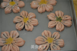 #ACA第四届烘焙大赛#造色情怀 苋菜汁桃花包的做法步骤:15