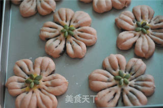 #ACA第四届烘焙大赛#造色情怀 苋菜汁桃花包的做法步骤:17