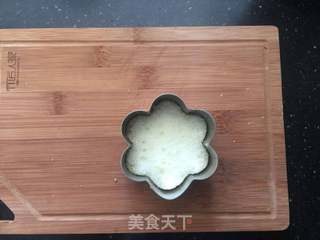#ACA第四届烘焙大赛#造色情怀 白巧克力花朵慕斯的做法步骤:9