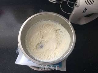 #ACA第四届烘焙大赛#造色情怀 白巧克力花朵慕斯的做法步骤：14