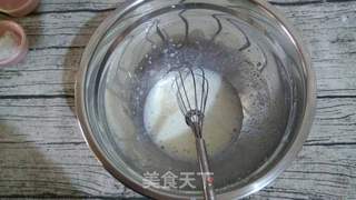 #ACA第四届烘焙大赛#造色情怀 六寸的黑芝麻戚风的做法步骤:2