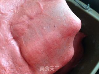 #ACA第四届烘焙大赛#造色情怀 “中国红”蒸面包的做法步骤：4