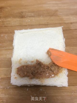 芝士培根吐司卷的做法步骤:5