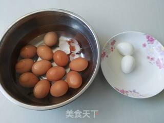 五香卤鸡蛋的做法步骤:4