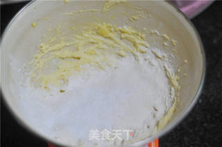#ACA第四届烘焙大赛#造色情怀 蔬菜汁彩虹甜甜圈的做法步骤:5