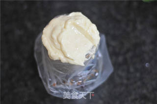 #ACA第四届烘焙大赛#造色情怀 蔬菜汁彩虹甜甜圈的做法步骤:8