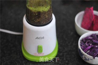 #ACA第四届烘焙大赛#造色情怀 菜汁旋涡蛋糕的做法步骤:3