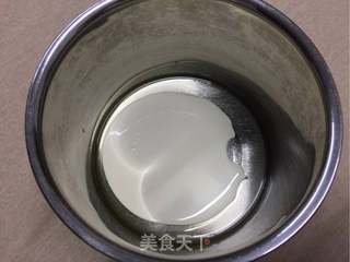 #ACA第四届烘焙大赛#造色情怀 奶油黑杯子的做法步骤:2