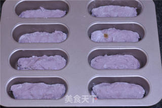 #ACA第四届烘焙大赛#造色情怀 葡萄果汁软欧包的做法步骤:12