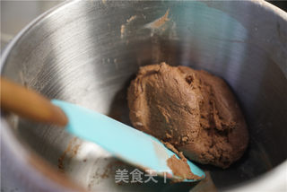 #ACA第四届烘焙大赛#造色情怀 巧克力曲奇的做法步骤:4