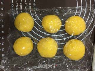 #ACA第四届烘焙大赛#造色情怀 胡萝卜面包的做法步骤:4