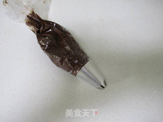 #ACA第四届烘焙大赛#造色情怀 巧克力小蛋糕的做法步骤:11