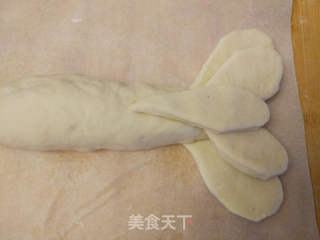 #ACA第四届烘焙大赛#造色情怀 趣味龙虾面包的做法步骤:5