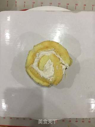 #ACA第四届烘焙大赛#造色情怀 玫瑰花漩涡蛋糕的做法步骤:12