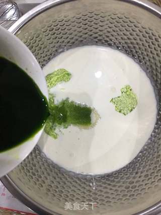 #ACA第四届烘焙大赛#造色情怀 玫瑰花漩涡蛋糕的做法步骤:19