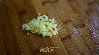 油爆小河虾的做法步骤:5