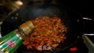 油爆小河虾的做法步骤:13