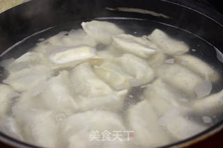 【每日新品】豆角猪肉馅水饺的做法步骤：11