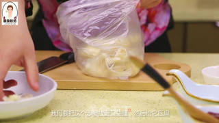 正宗韩式煎沙参的做法步骤：2