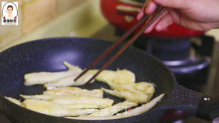 正宗韩式煎沙参的做法步骤：8