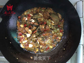 地道川味酸菜鱼的做法步骤：6